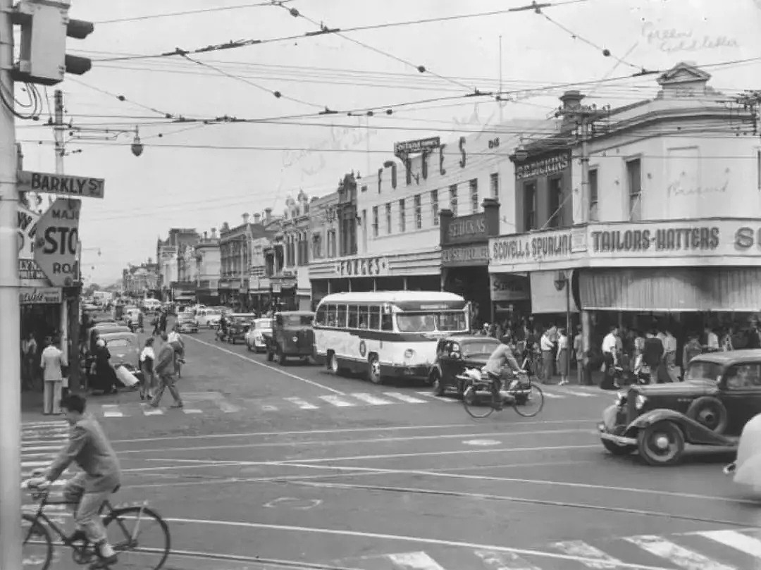 惊现68年前的墨尔本老照片！穿越回1950年的墨尔本街巷！ - 6