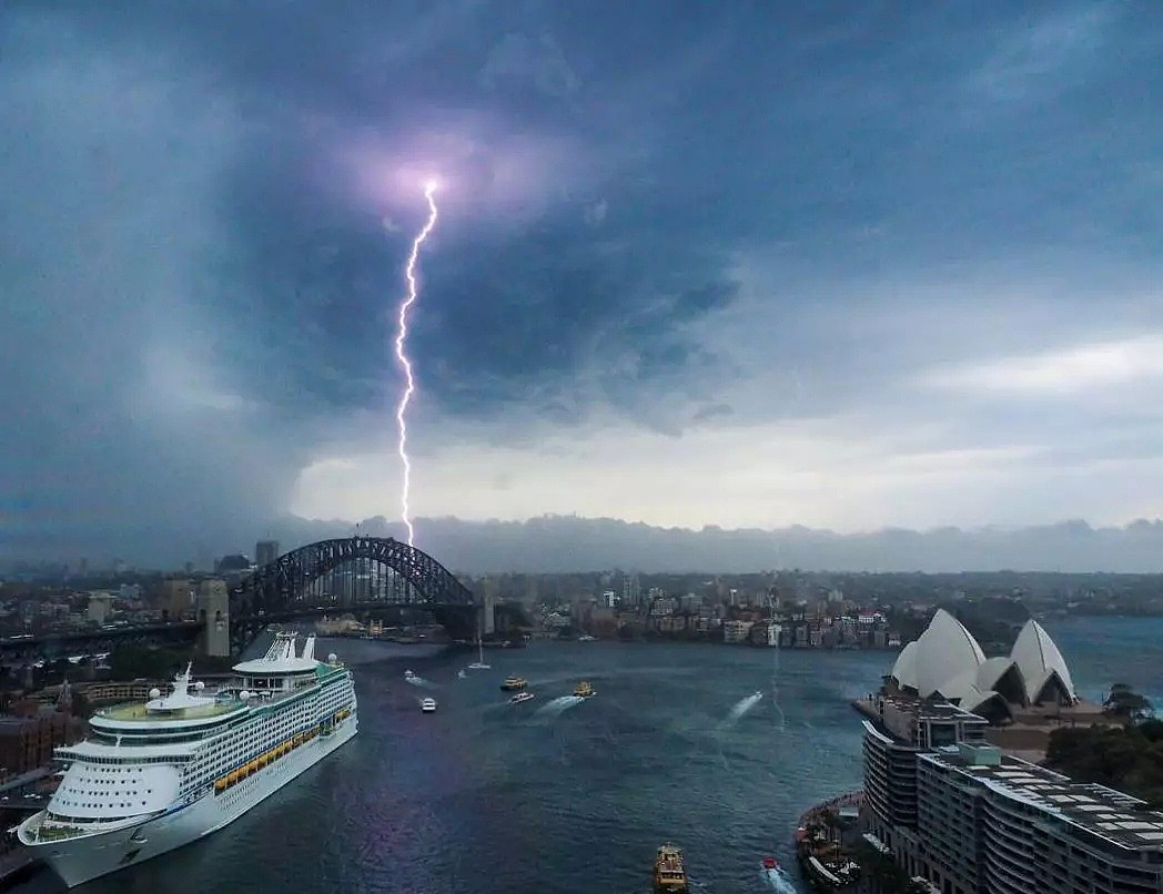 悉尼人注意！雷暴席卷全城，已有人被雷劈死！飓风、暴雨、冰雹，这个周末注意安全！（视频/组图） - 26