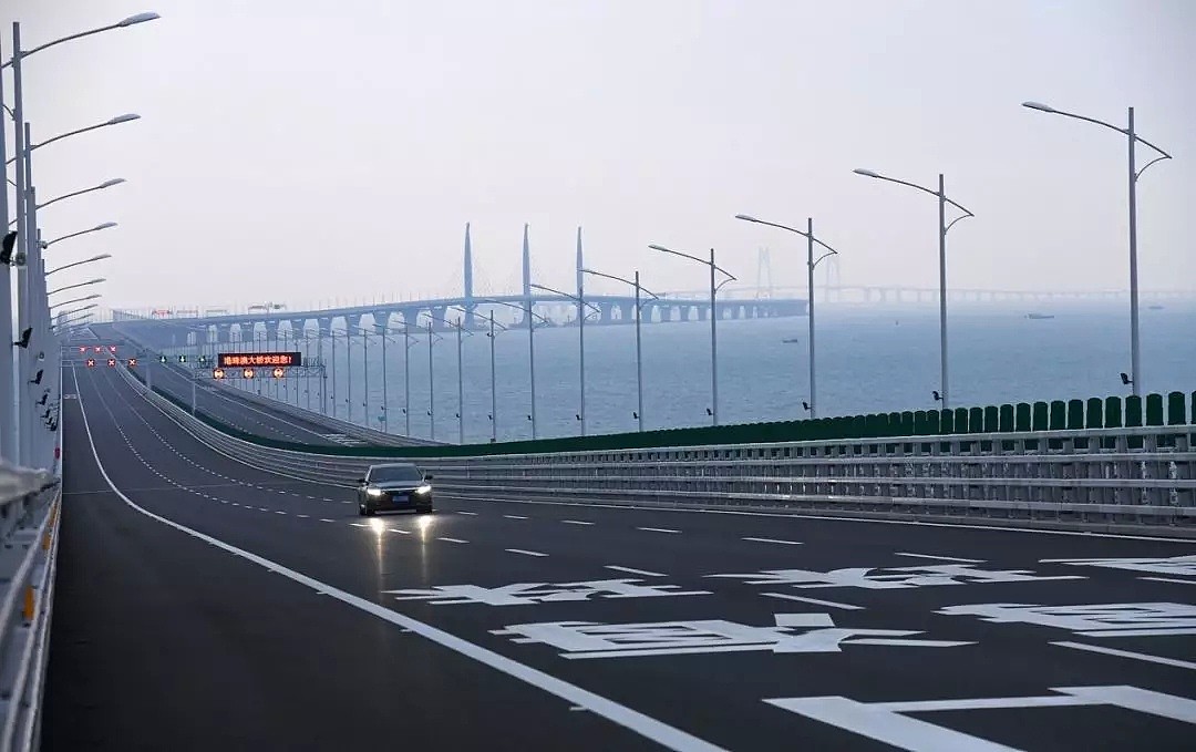 刚刚，港珠澳大桥正式开通！（震撼视频+最全攻略） - 5