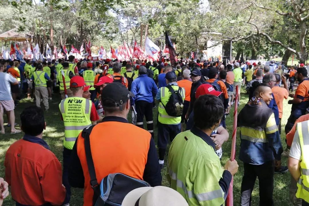 全澳工人倾巢出动！4万悉尼工人占领CBD，道路封锁，交通瘫痪！不乏华人身影！原因就只有一个！（视频/组图） - 23