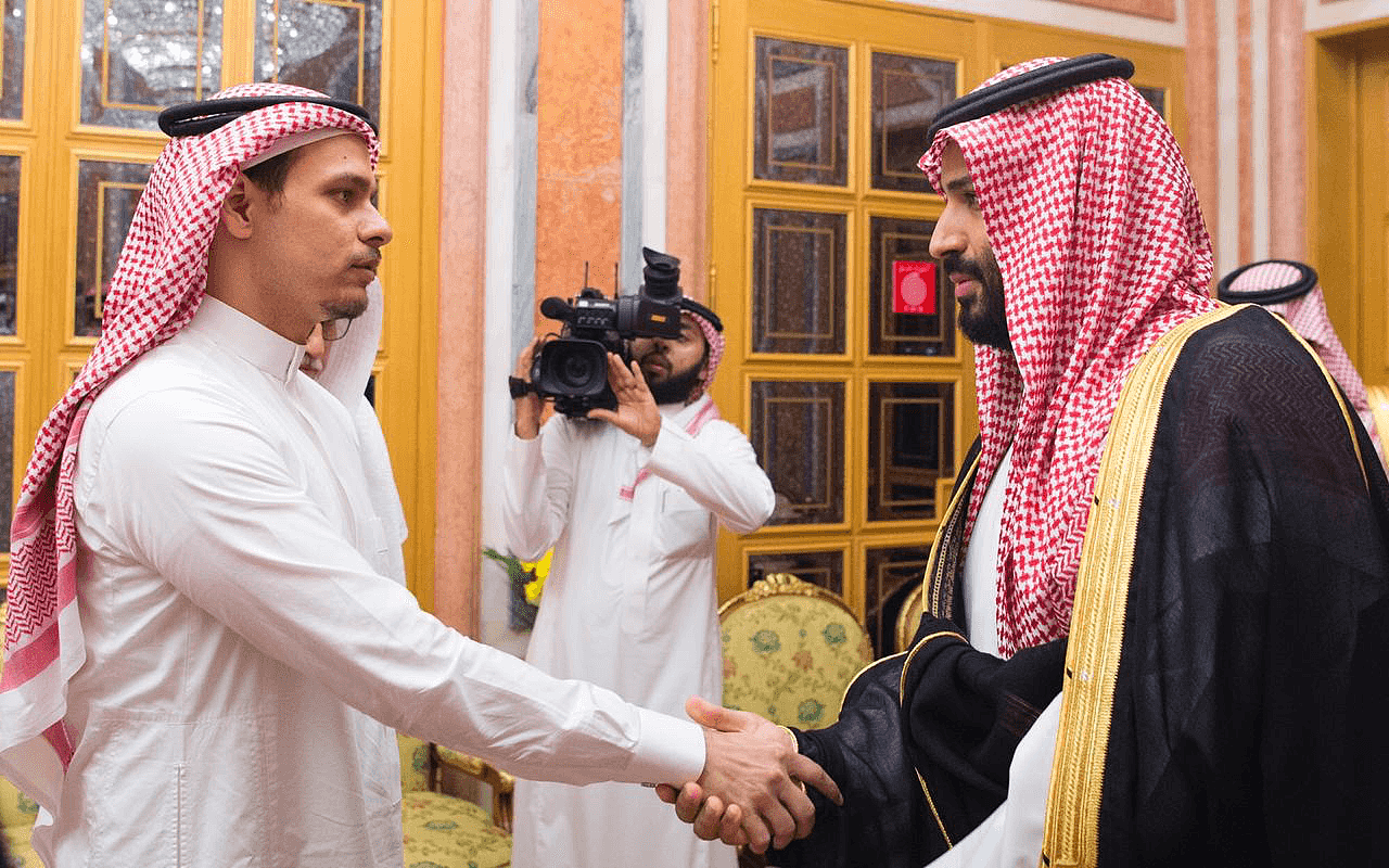 沙特国王和王储接见慰问遇害记者家人 亲属表感谢（组图） - 3