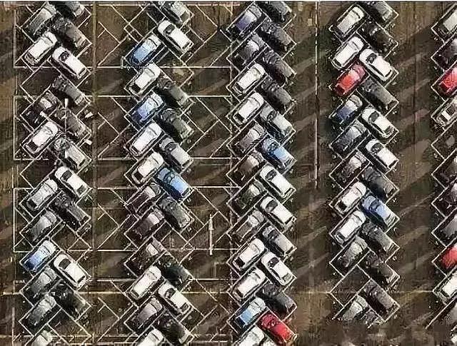 目瞪口呆！日本逆天停车场，2平方米竟停204辆车！（组图） - 15