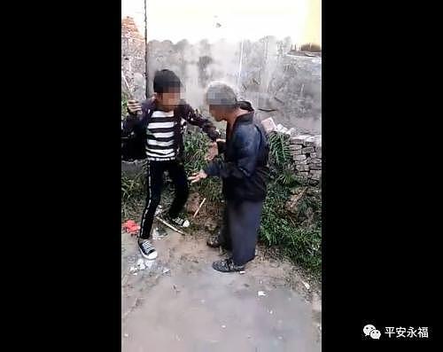 广西桂林多名少年围殴智残老人：只为寻刺激好玩