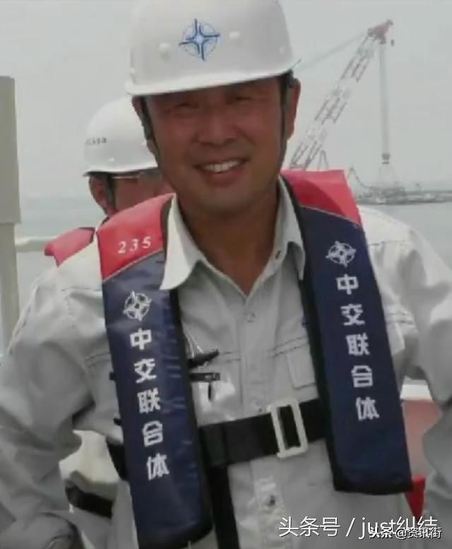 港珠澳大桥总工程师林鸣开工前后照片对比，这才是真的英雄！