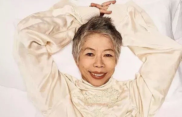 她是澳洲人最喜欢的华人女主播，作风直爽，穿衣大胆，至今未婚却乐享单身（组图） - 31