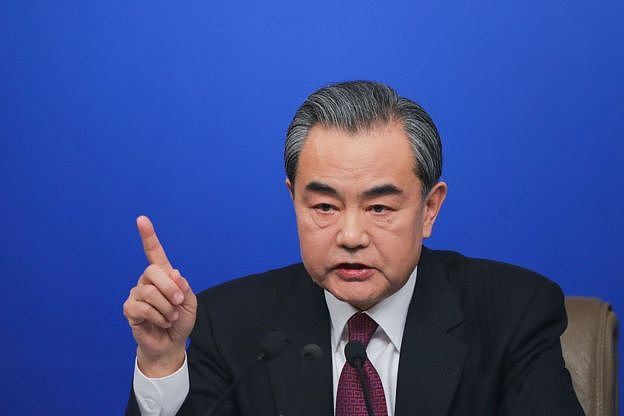 今年3月，中国外长王毅在全国人大记者会上，斥责