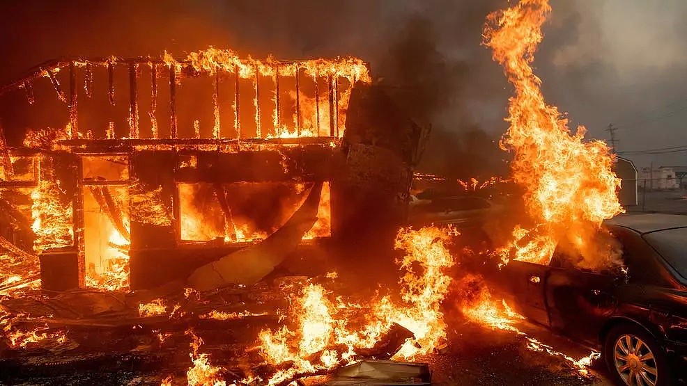 卡戴珊家被烧，可儿前夫被迫撤离！加州大火已造成，25人死亡110人失踪！留学生全部安全撤离！（组图） - 19
