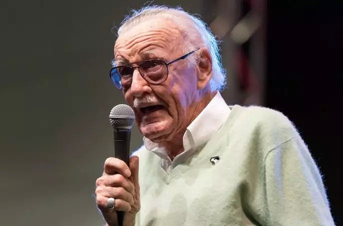 漫威之父斯坦李离世，享年95岁！他童年生活窘迫，晚年被曝性侵，但网友说他是宇宙最闪亮的星（组图） - 55