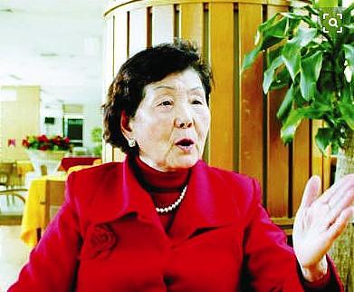 中国最励志女富婆：72岁从扫地开始，今86岁做到身价上亿（组图） - 3