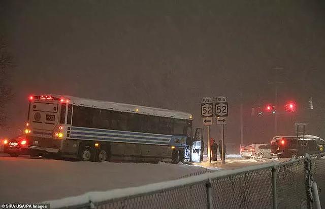 恐怖寒潮袭击美东影响8000万人,全纽约公交停运,已致8人死亡（组图） - 11