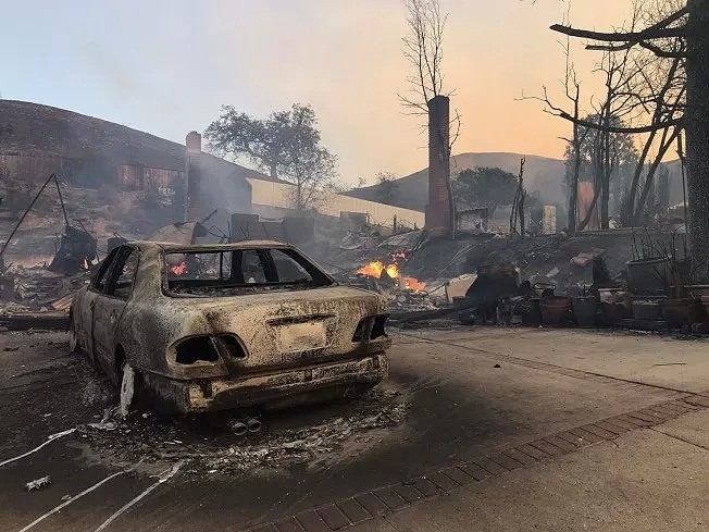 74人死、1011人失踪、142000英亩被毁，加州大火比想象的更恐怖（组图） - 6