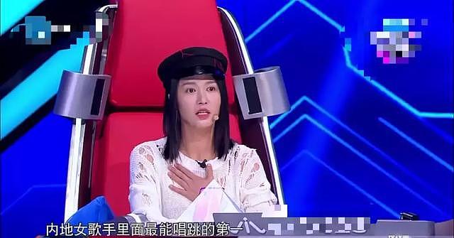 江映蓉以选手身份被谭维维点评，这位“超女”冠军的经历让人唏嘘