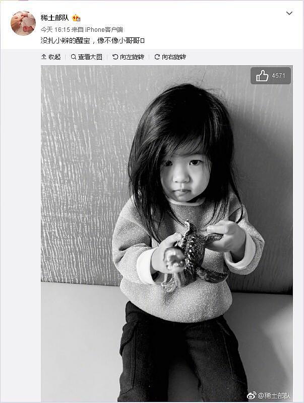 章子怡晒3岁女儿照片，所有人都被醒醒的发量震惊了！
