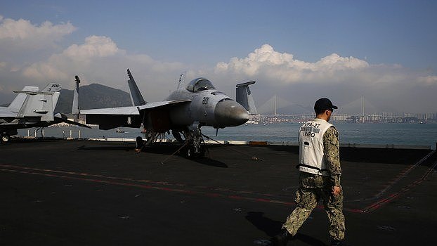 美国航母进入香港的视频曝光 甲板停满战斗机（视频/组图） - 3