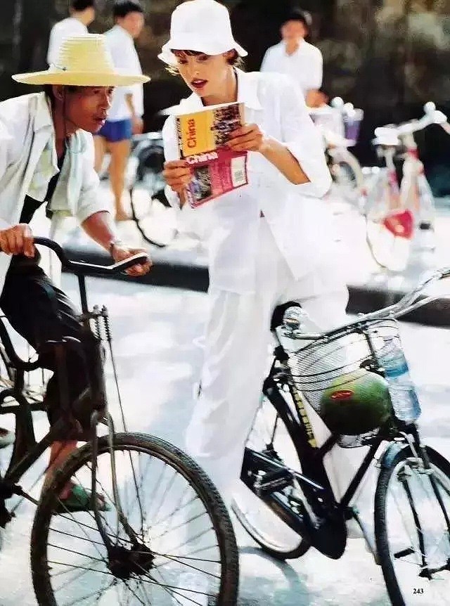 辱华必须死！DG除了骂祖国屎，还拍这种图玷污了全世界30亿女性！（组图） - 15