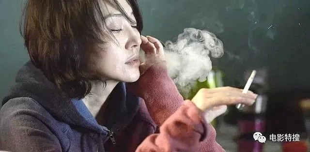 49岁的许晴在戏里面性感风骚诱人，她的翘臀居然让彭于晏都把持不住！（组图） - 21