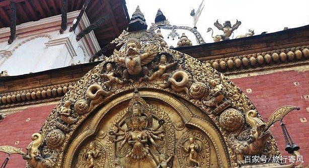 尼泊尔著名的“性庙”，雕塑的姿势让游客羞红脸，游客：少儿不宜（组图） - 1