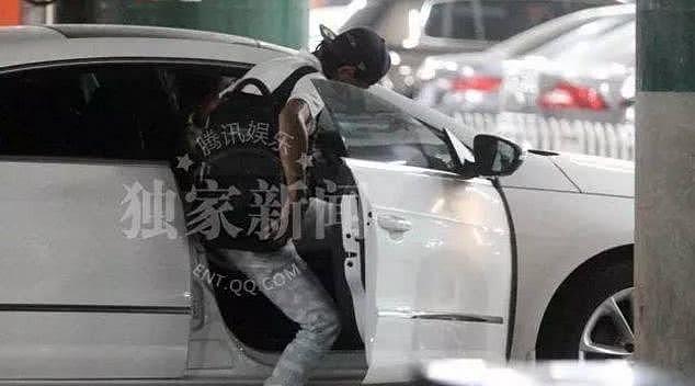 歌手陈某吸毒被抓，看了他的座驾，一切都不意外了！