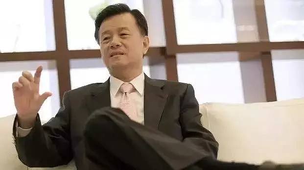 他是澳洲最有钱的华人，上节目捐国宝成网红，移民澳洲的背后，却让人忍不住为他点赞！ - 1