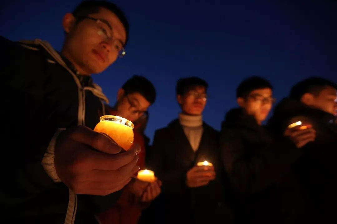 以国之名，祭奠亡灵：81年，我们从未忘记（组图） - 4