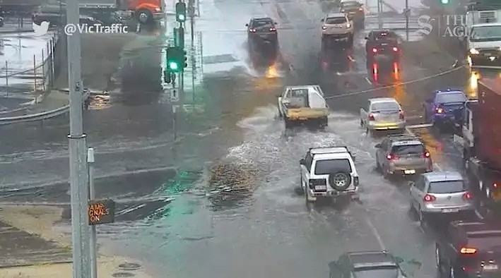 注意！僵尸飓风席卷澳洲！悉尼狂风暴雨，维州昆州惨被蹂躏！（组图/视频） - 36