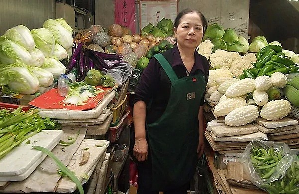 中国卖菜大妈，因为一件事惊动BBC、登上《时代》周刊，排名超过奥巴马、乔布斯！（组图） - 2