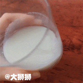 真假鉴别“新招”：把奶粉放入冷水中，如果变成这样......就要小心了！ - 20