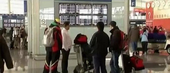 4名中国粉丝追星，导致360名乘客被迫下机重新安检！韩媒：白痴！自私！（组图） - 14