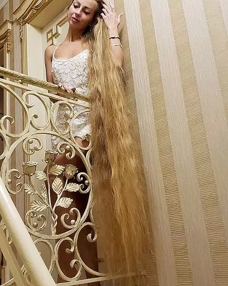 28年不剪头发，这个乌克兰姑娘的头发远不止长发及腰啊...（组图） - 3