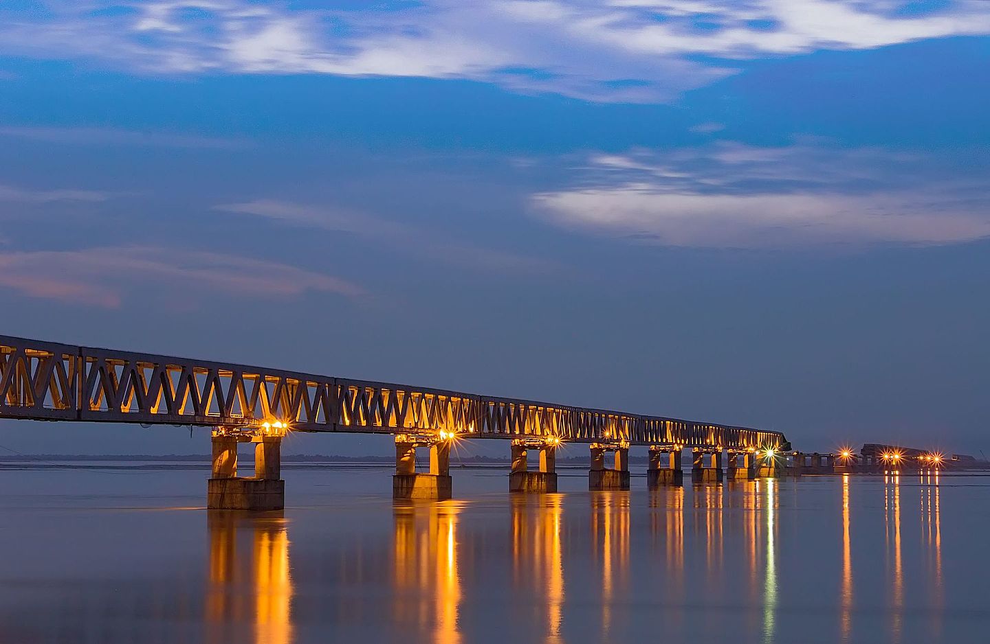 印度最长铁路桥历时16年建成 距中国仅20公里（视频/图） - 3