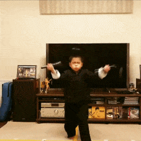 日本8岁男孩狂迷李小龙，1岁开始练武，这一身肌肉看的发毛（视频/组图） - 6