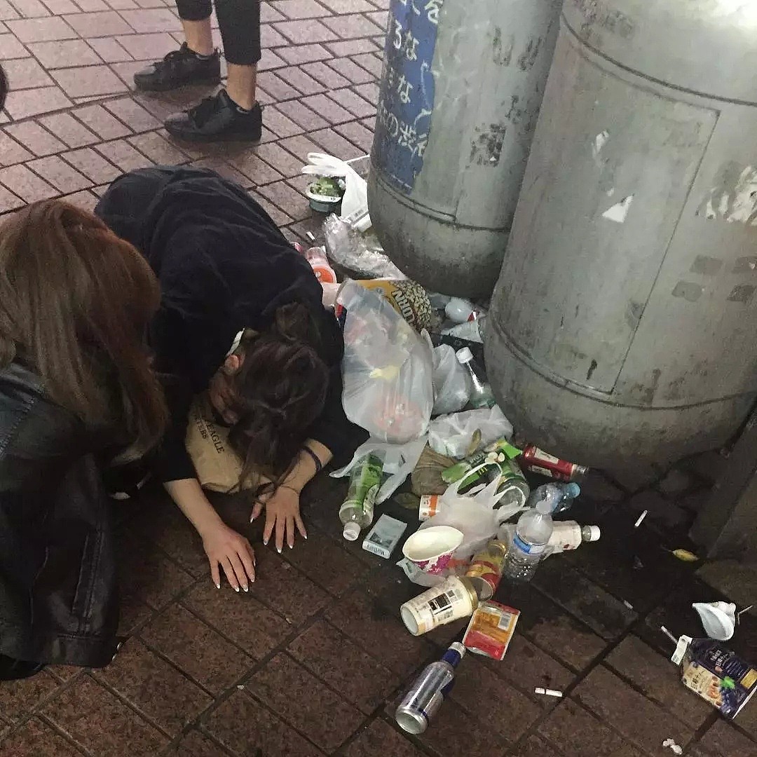 喝醉有多可怕？日本这些小姐姐真的很放纵（组图） - 15