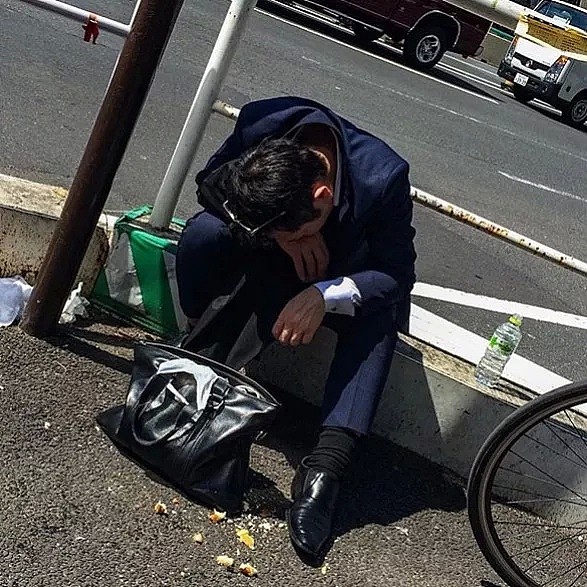 喝醉有多可怕？日本这些小姐姐真的很放纵（组图） - 26