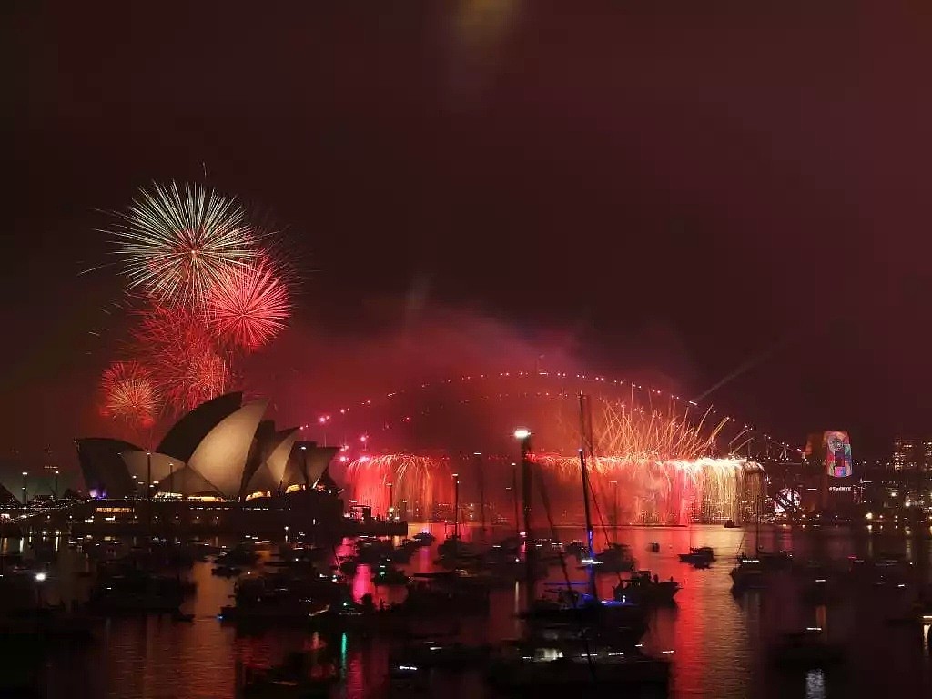 中途华人大撤离，悉尼跨年夜彻底嗨翻！史上最震撼烟火惊艳世界，2019，在澳洲的我们来了！（组图/视频） - 22