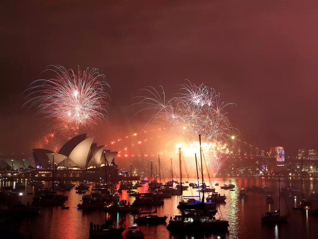 中途华人大撤离，悉尼跨年夜彻底嗨翻！史上最震撼烟火惊艳世界，2019，在澳洲的我们来了！（组图/视频） - 26