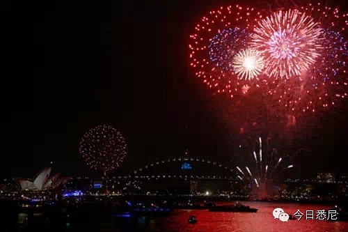 中途华人大撤离，悉尼跨年夜彻底嗨翻！史上最震撼烟火惊艳世界，2019，在澳洲的我们来了！（组图/视频） - 150
