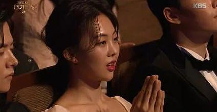 韩国女明星跳舞尺度太大，被网友投诉：处罚她的臀部