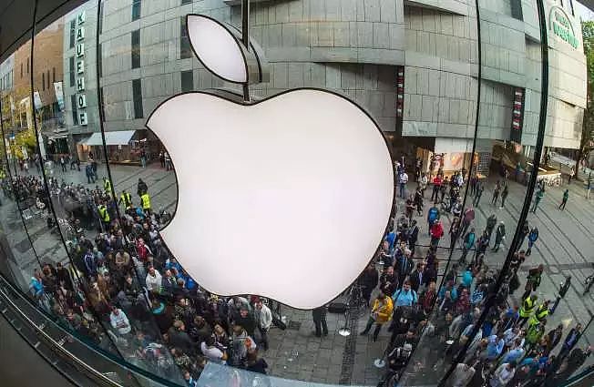 Apple史上最黑暗的一天 股价暴跌掀疑虑 iPhone还有未来吗？（组图） - 1