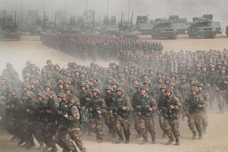 港媒：中共今年十一将举行史上规模最大阅兵（图） - 3