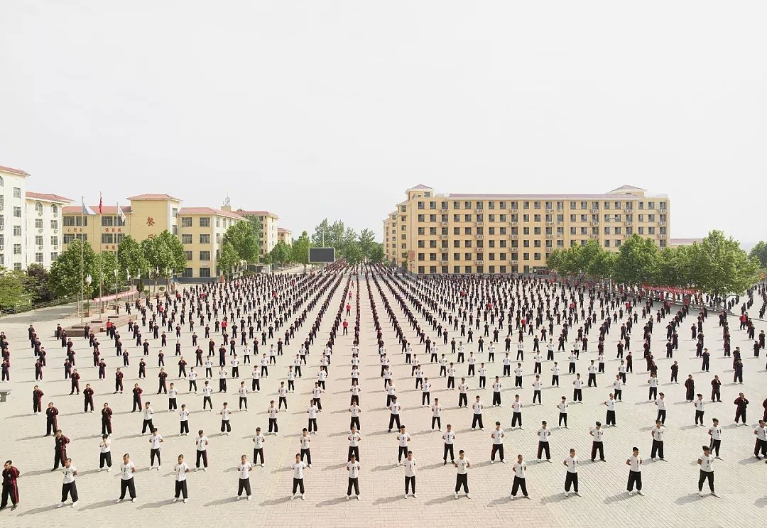 他拍下像蝼蚁一样生活的2000个中国人，没人能平静看完（视频/组图） - 42