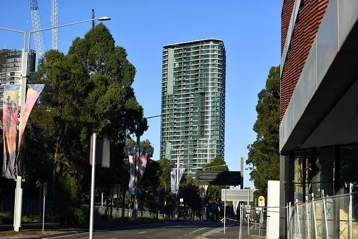 视频 | 悉尼Opal Tower公寓楼事件，买房人拿什么“金刚符”护身？ - 3
