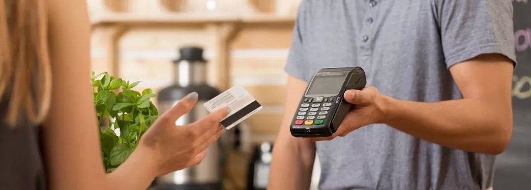 澳洲人信用卡使用量下滑，在线支付立功？非也！ - 3