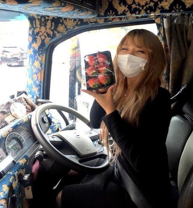 日本一“胸”狠的辣妹 职业竟是大卡车司机（组图） - 1