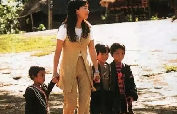 “华裔家庭教育”可不只虎妈，她曾与邓丽君齐名，将三孩子送进斯坦福（组图） - 13