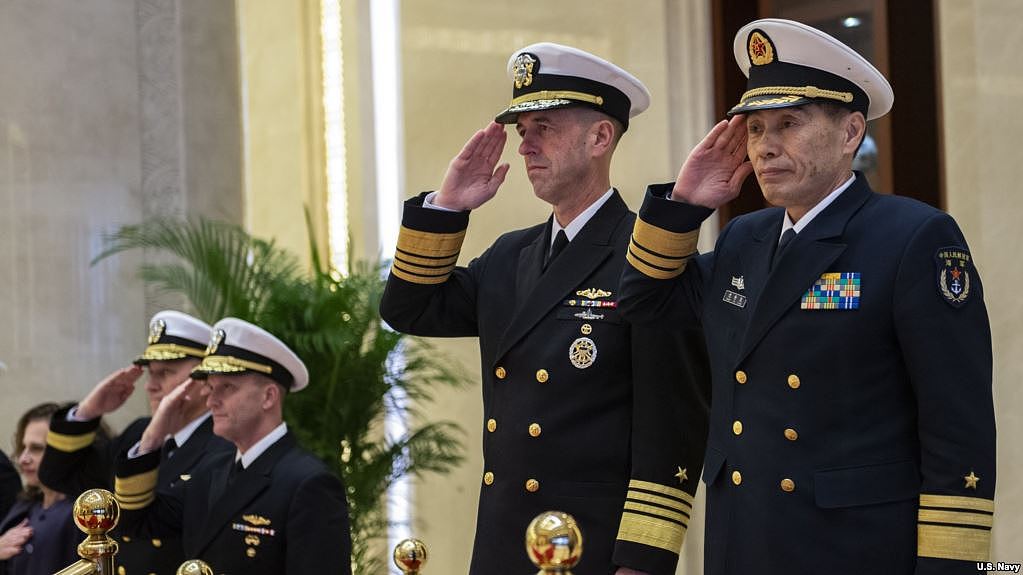 美海军作战部长：不排除向台湾海峡派航母（图） - 1