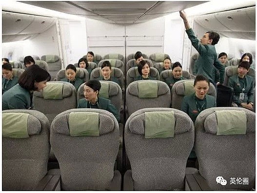 美国男乘客逼中国空姐帮擦屁股，中外网友都怒了！在外国他敢吗？（组图） - 37