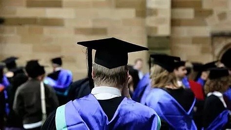 澳洲高校毕业生就业：医药专业最易找到全职工作 - 3