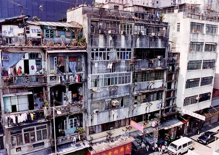 “有楼才会有高潮”为了能在香港拥有房子，这些女人的三观已扭曲！（组图） - 42