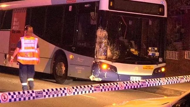 悲恸！俩死者证实为华人送餐员！悉尼公交司机开车玩手机酿惨剧，好友崩溃：不敢相信！（图） - 13