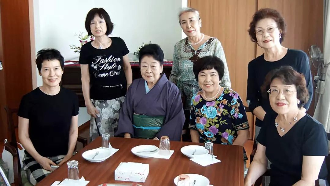 “不结婚老了怎么办？”这个日本单身女人养老团，干得漂亮！（组图） - 3